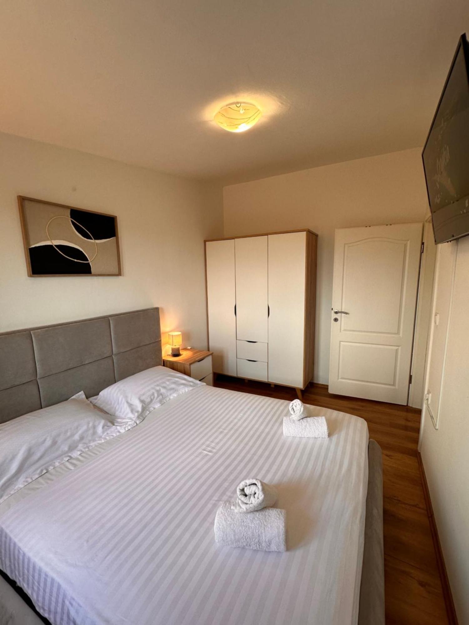 Apartments Roko Pridraga Eksteriør billede